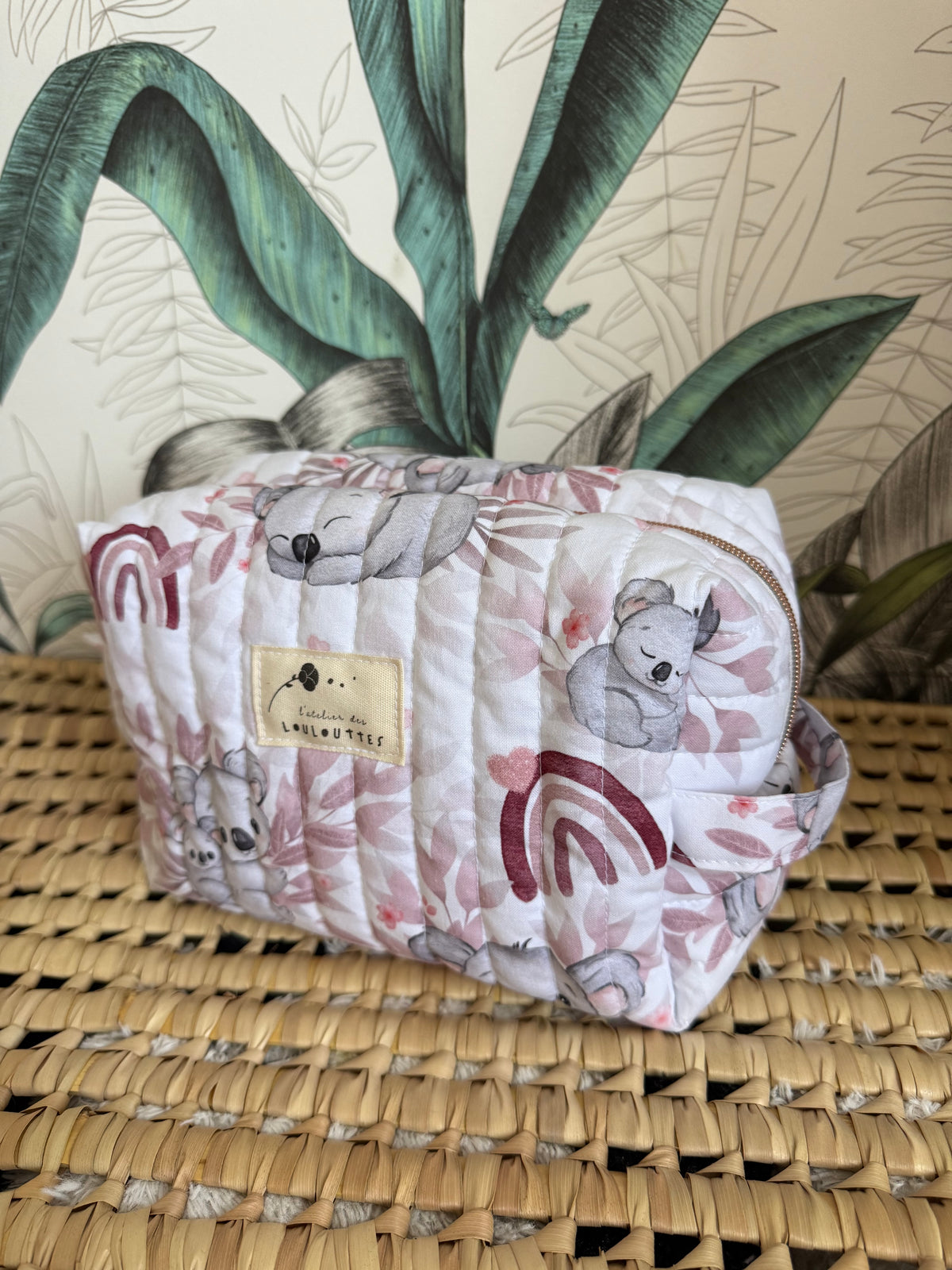 En stock - Trousse de toilette Koala rose ( édition limitée )