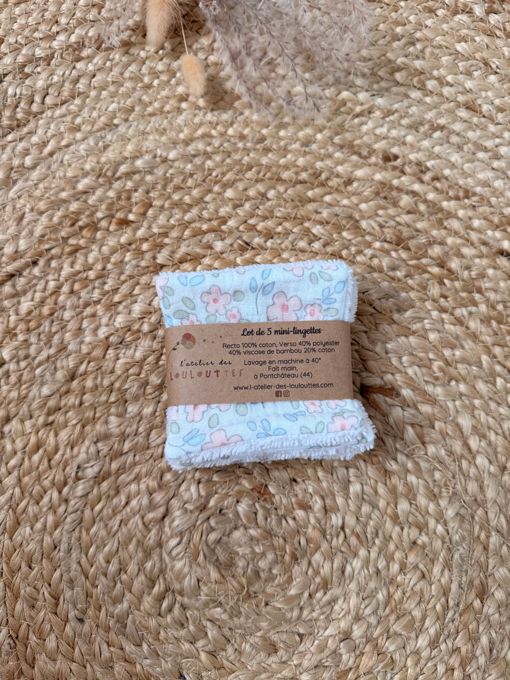 En stock - Lot 5 mini lingettes ( différents modèles )