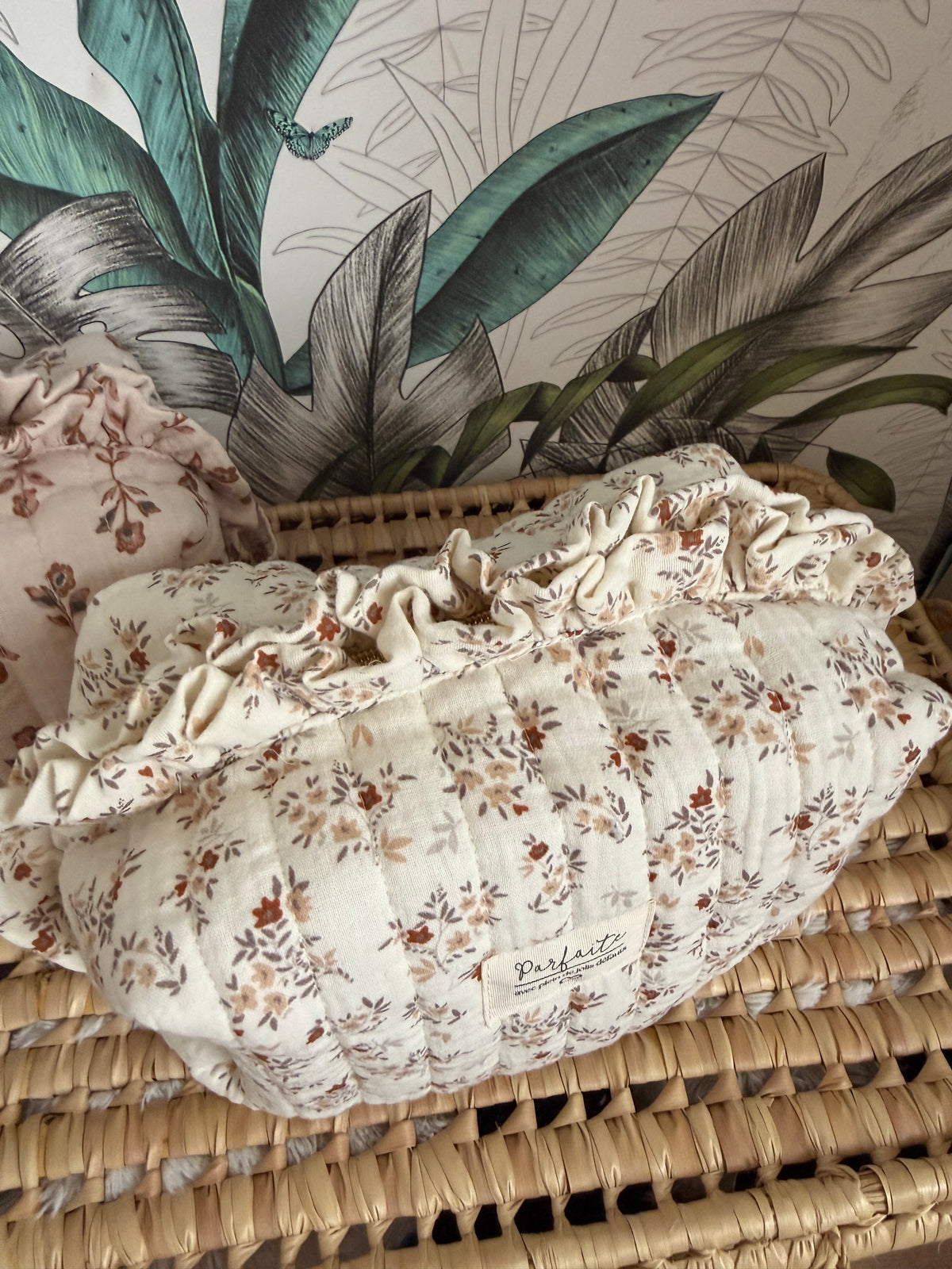 En stock - Trousse de toilette à froufrous