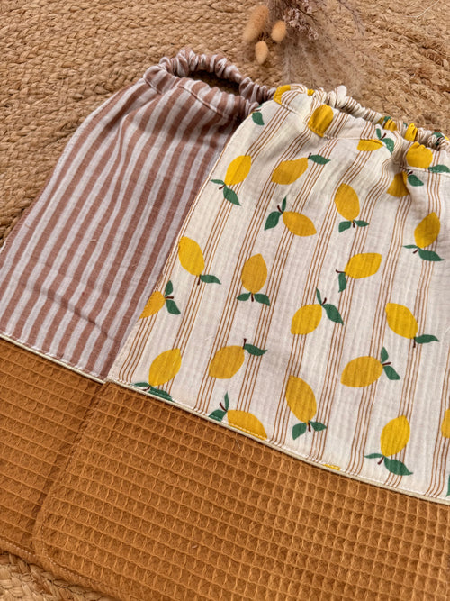 Bavoir élastique personnalisé - avec nid d'abeille