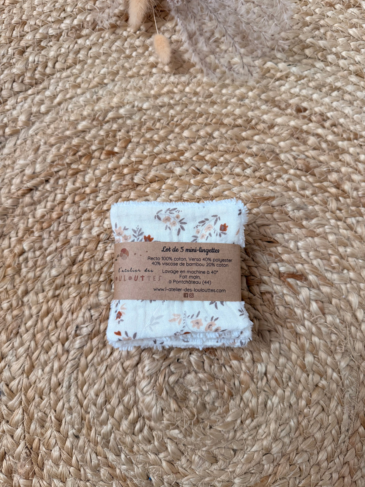 En stock - Lot 5 mini lingettes ( différents modèles )