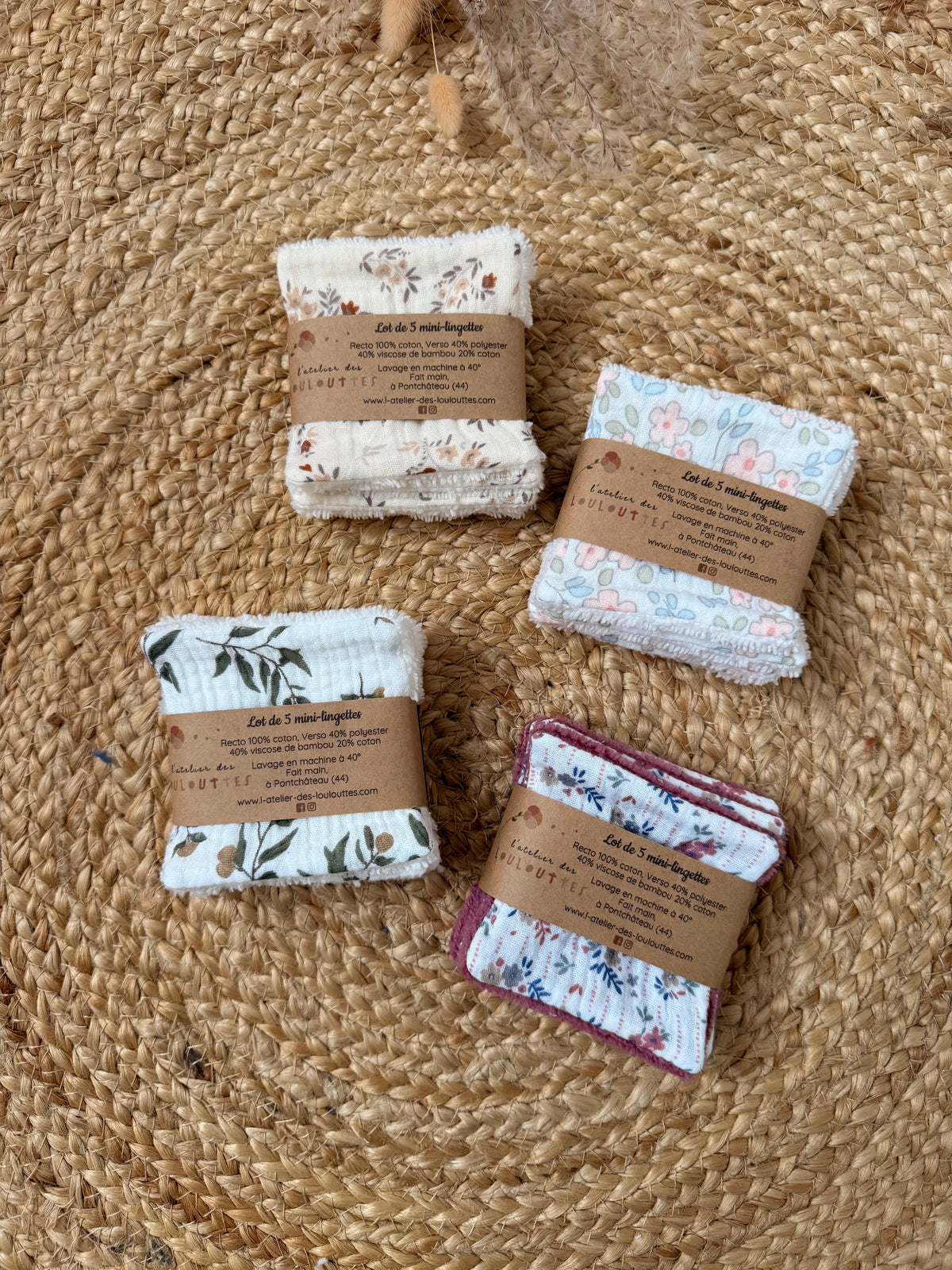 En stock - Lot 5 mini lingettes ( différents modèles )