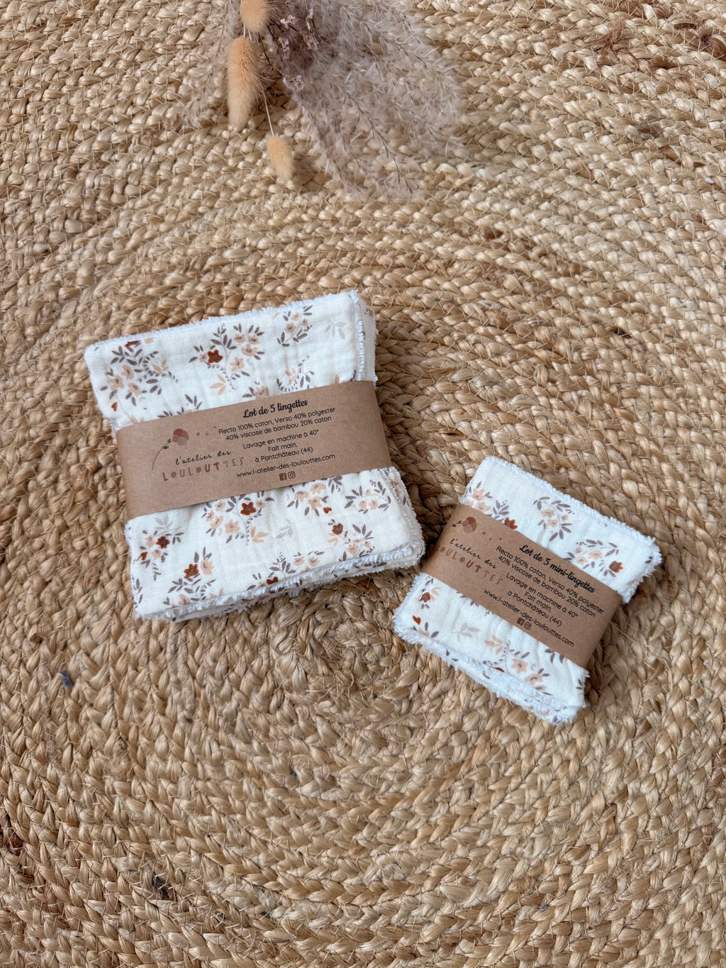 En stock - Lot 5 mini lingettes ( différents modèles )