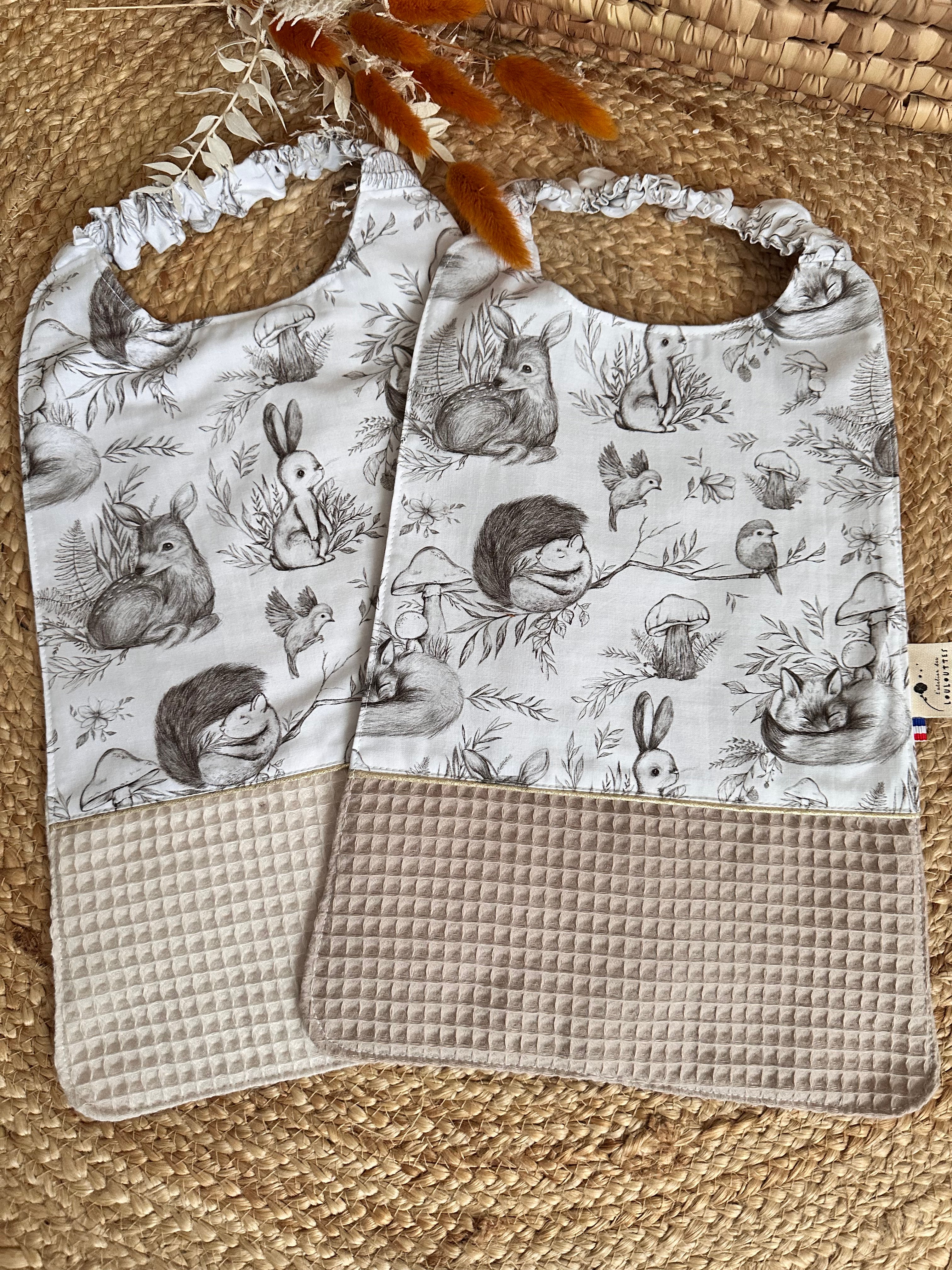 Bavoir élastique personnalisé - avec nid d'abeille